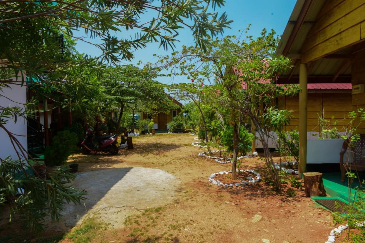 Sunntop Cabana Trincomalee Ngoại thất bức ảnh
