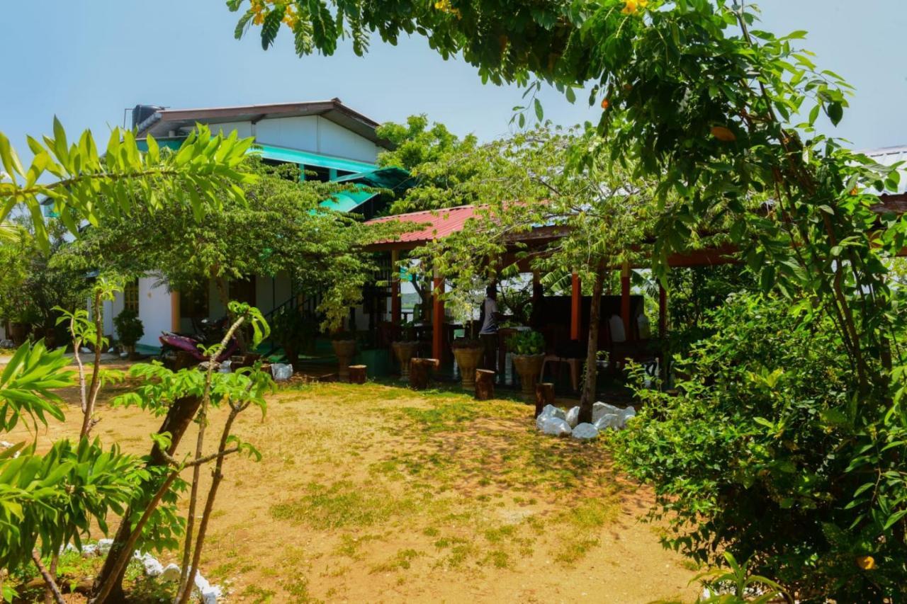 Sunntop Cabana Trincomalee Ngoại thất bức ảnh