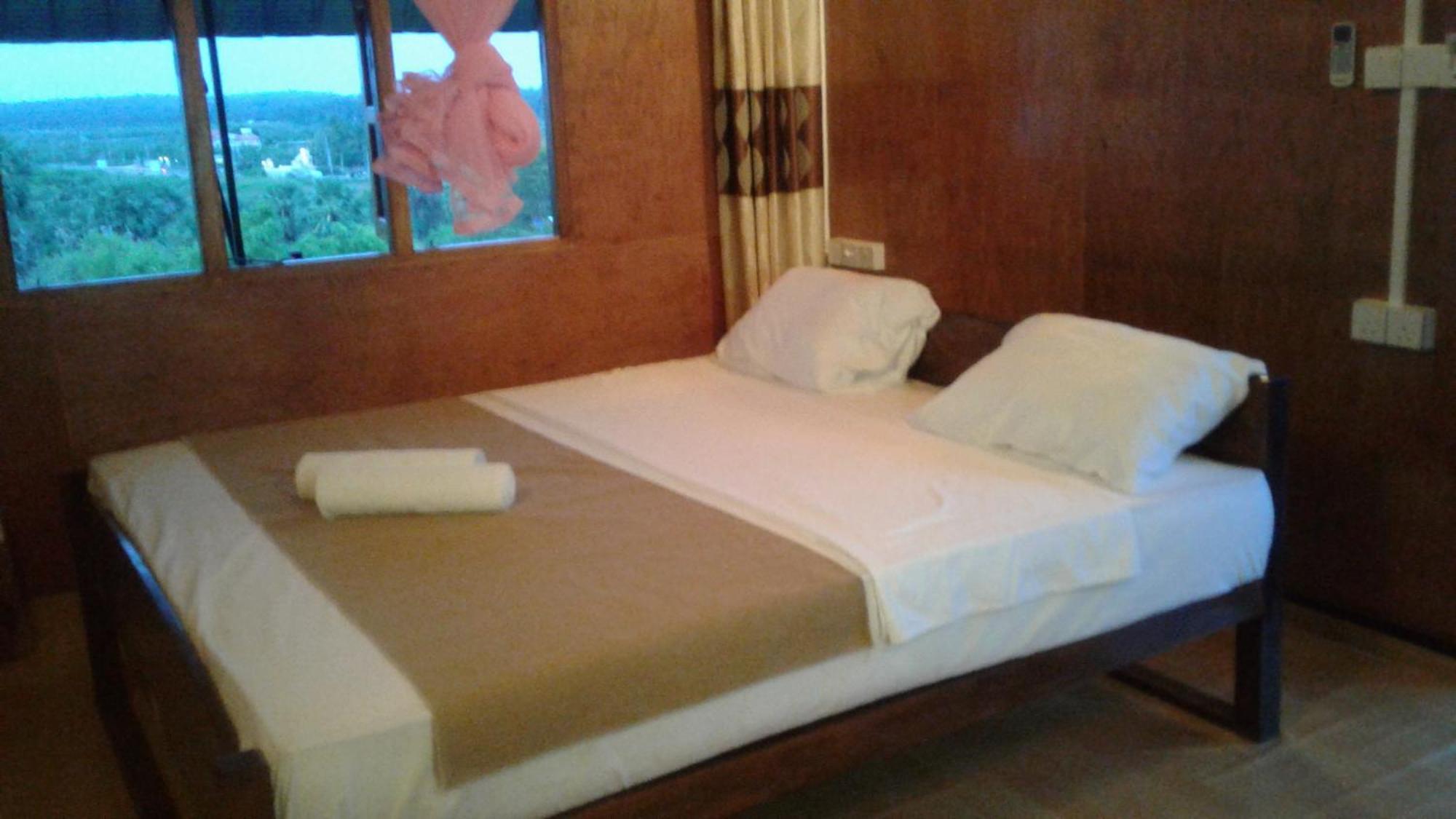 Sunntop Cabana Trincomalee Ngoại thất bức ảnh
