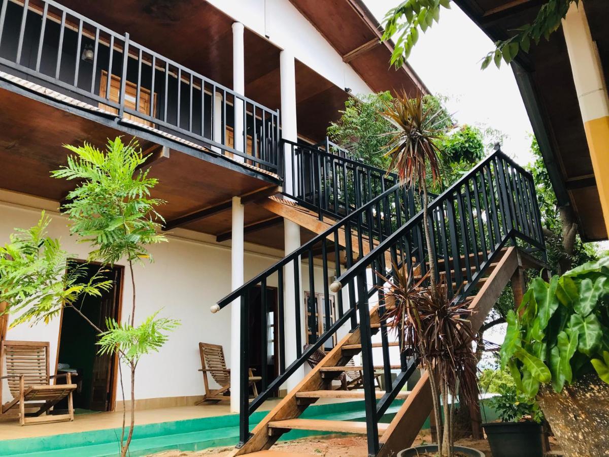 Sunntop Cabana Trincomalee Ngoại thất bức ảnh